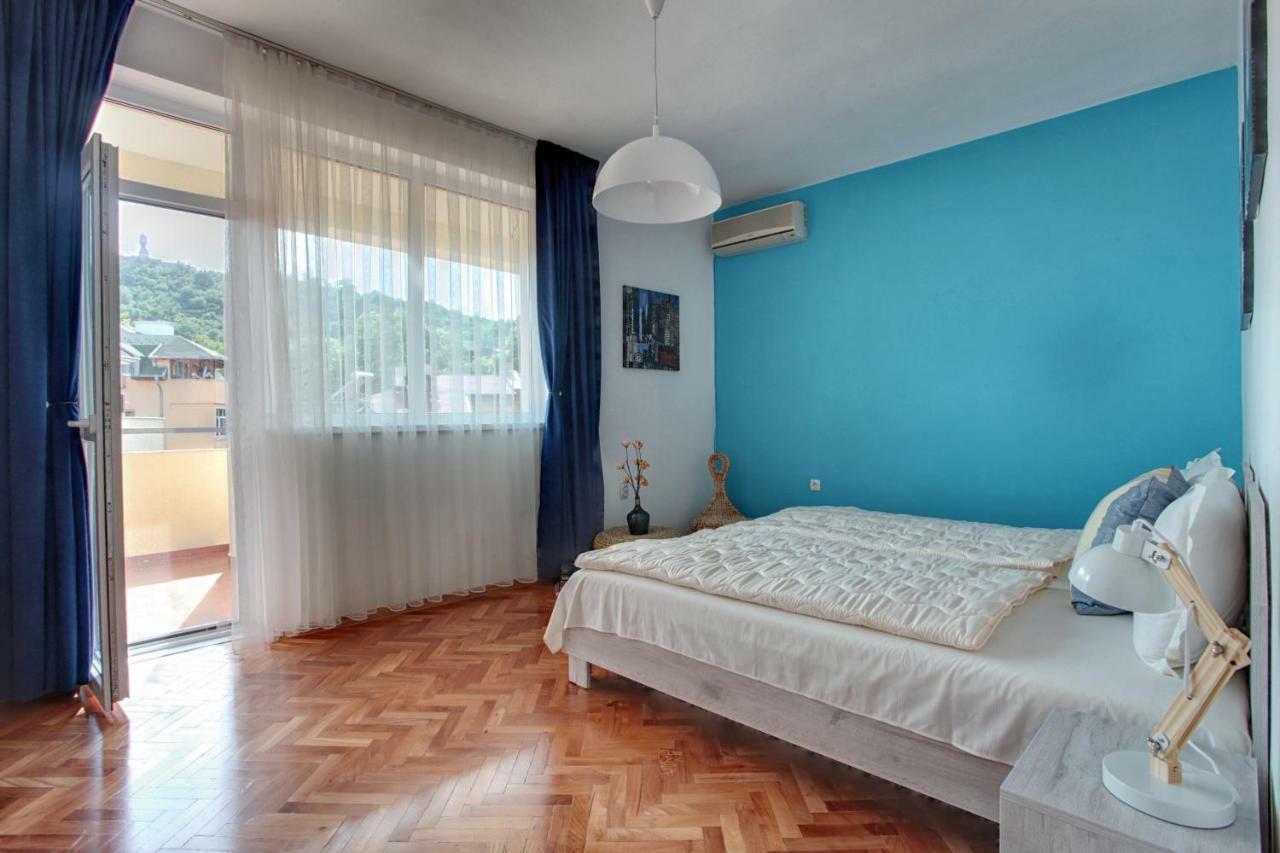 Terrace Home - Three Bedrooms City Center Plovdiv Eksteriør billede